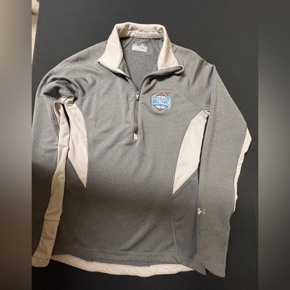 COLLEGE FOOTBALL HALL OF FAME UNDER ARMOUR GRAY LIGHTWEIGHT JACKET.  SIZE SMALL. - Picture 1 of 9